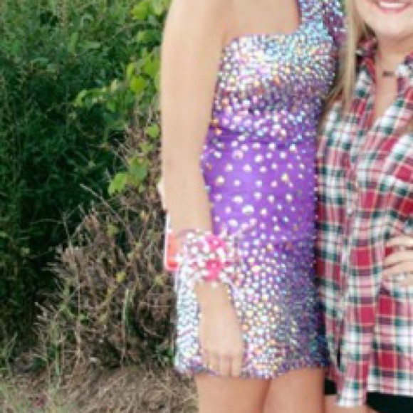 Purple one shoulder homecoming dress - Picture 3 of 3